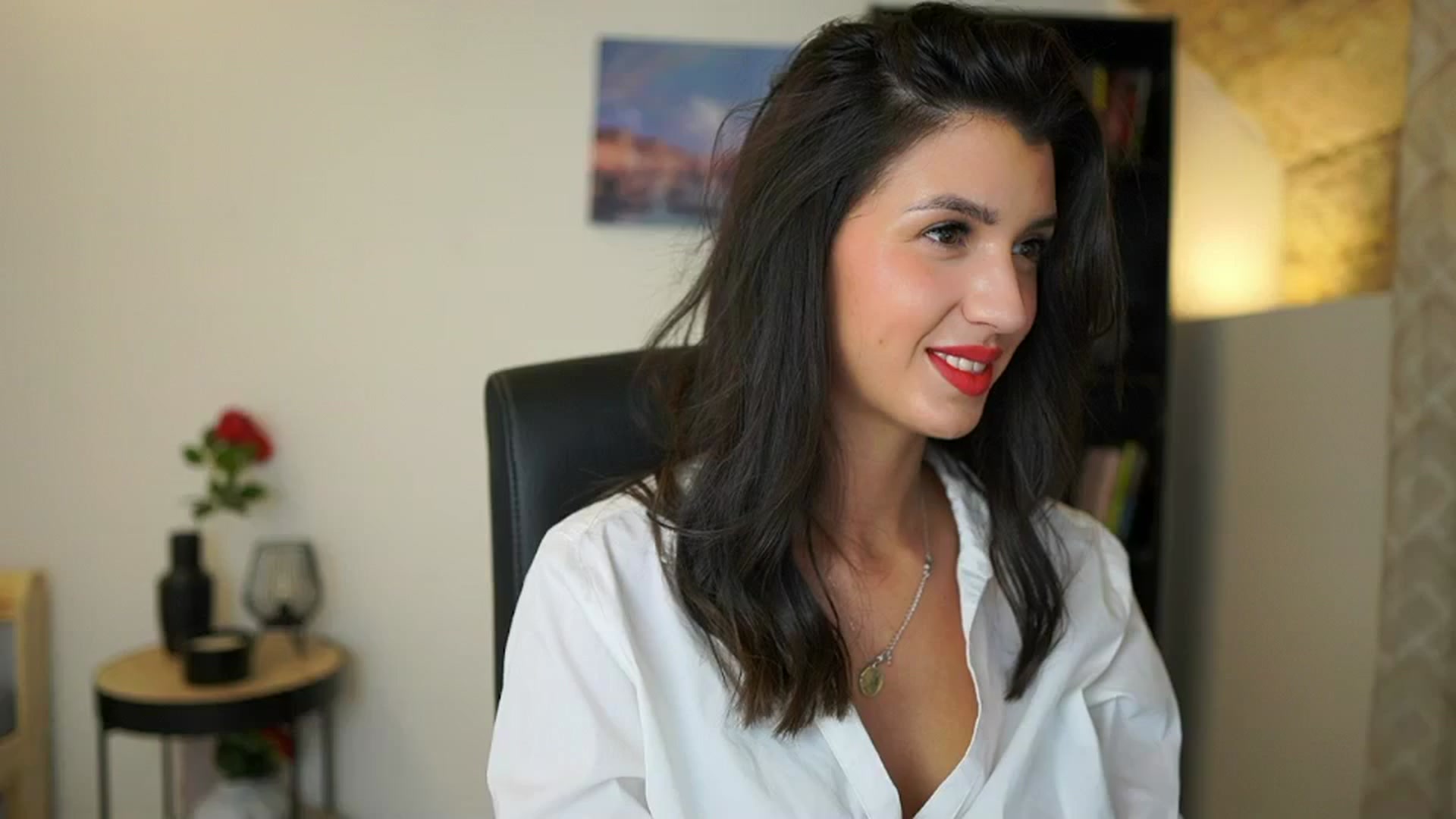 Gallery image thumbnail from Julia_Roca's myfreecams stream on, 12/13/2023, 17:19 image 1 of 20