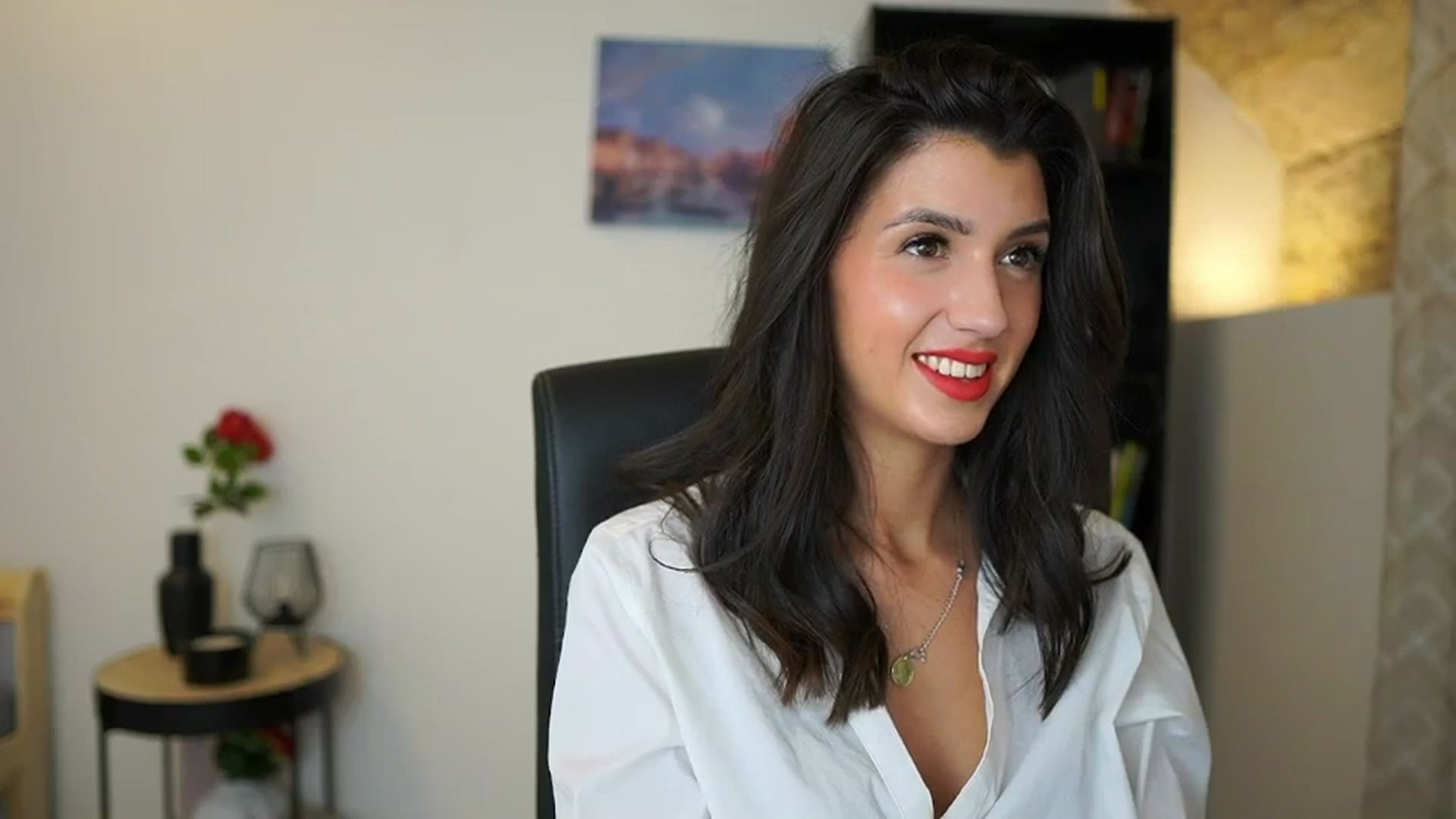 Gallery image thumbnail from Julia_Roca's myfreecams stream on, 12/13/2023, 17:19 image 10 of 20