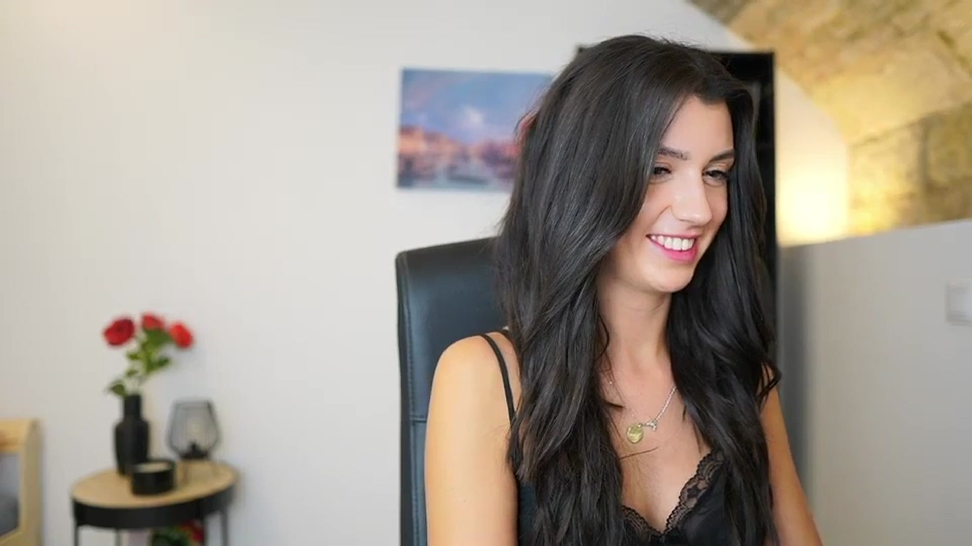 Gallery image thumbnail from Julia_Roca's myfreecams stream on, 12/17/2023, 19:04 image 8 of 20
