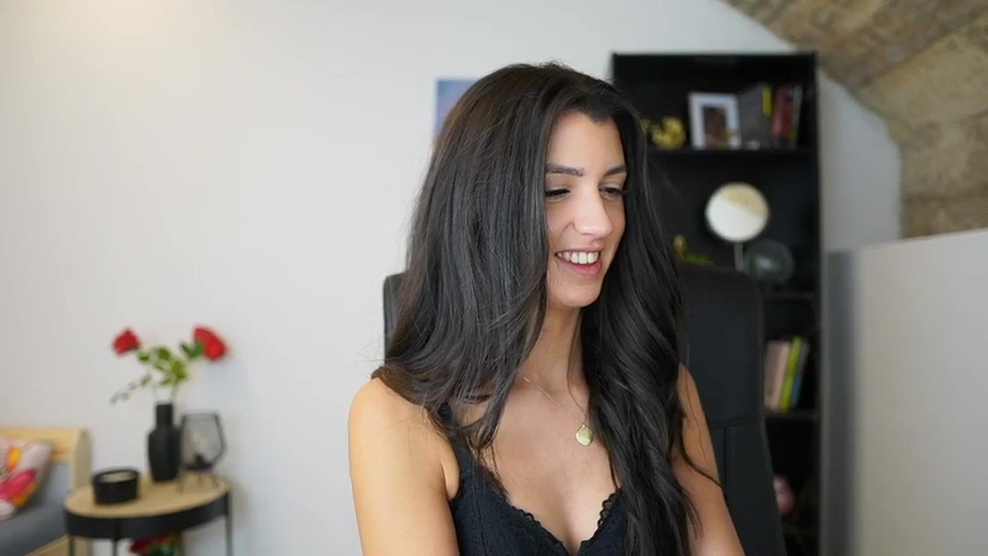 Gallery image thumbnail from Julia_Roca's myfreecams stream on, 12/19/2023, 16:56 image 5 of 20