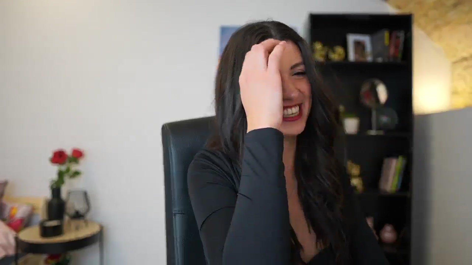 Gallery image thumbnail from Julia_Roca's myfreecams stream on, 12/26/2023, 10:05 image 2 of 20