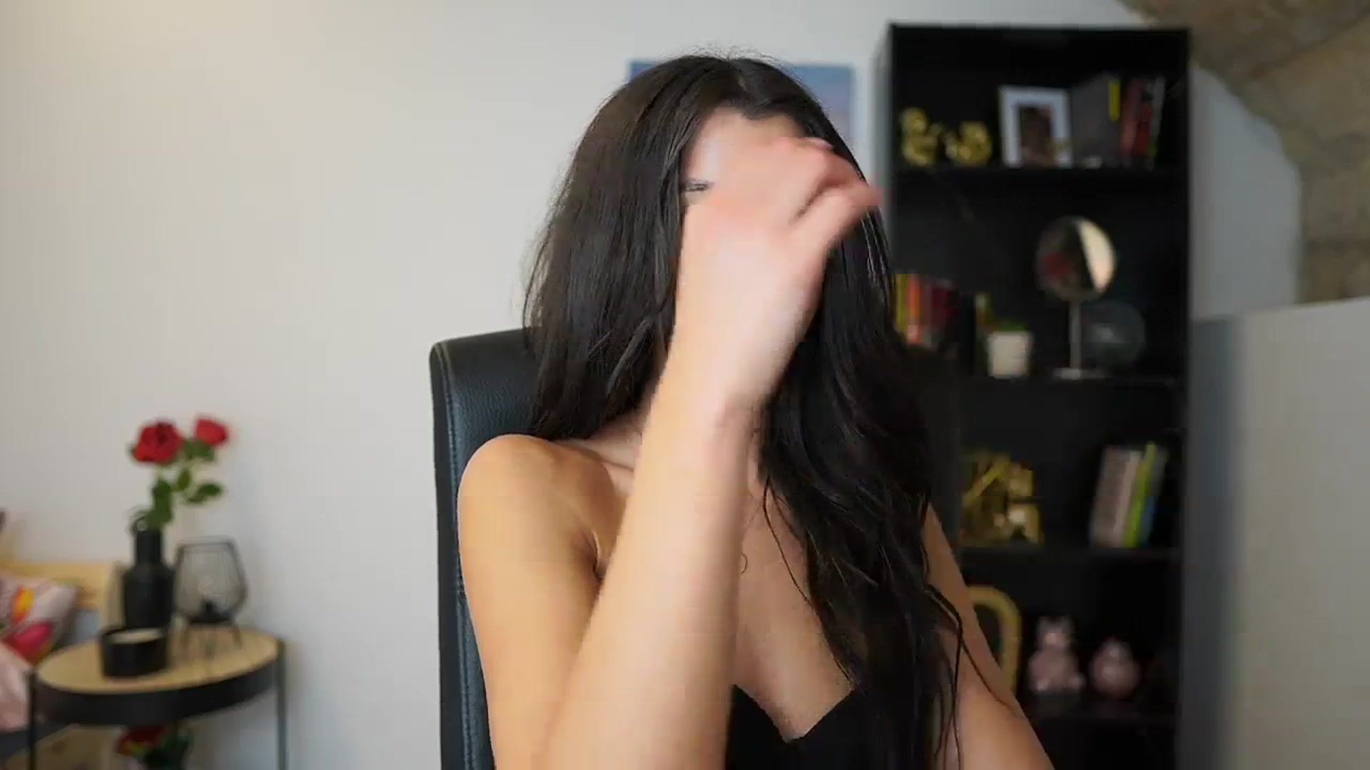 Gallery image thumbnail from Julia_Roca's myfreecams stream on, 12/27/2023, 13:32 image 3 of 20