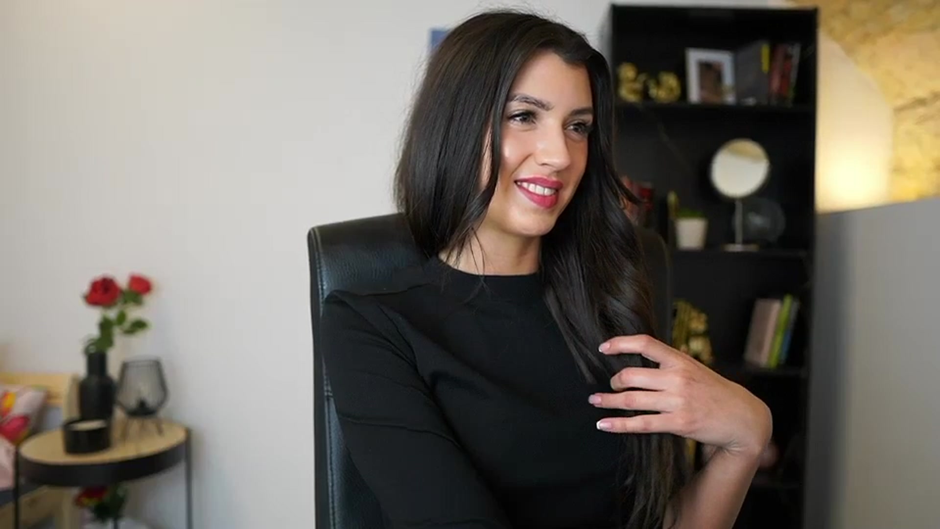 Gallery image thumbnail from Julia_Roca's myfreecams stream on, 12/28/2023, 16:34 image 19 of 20