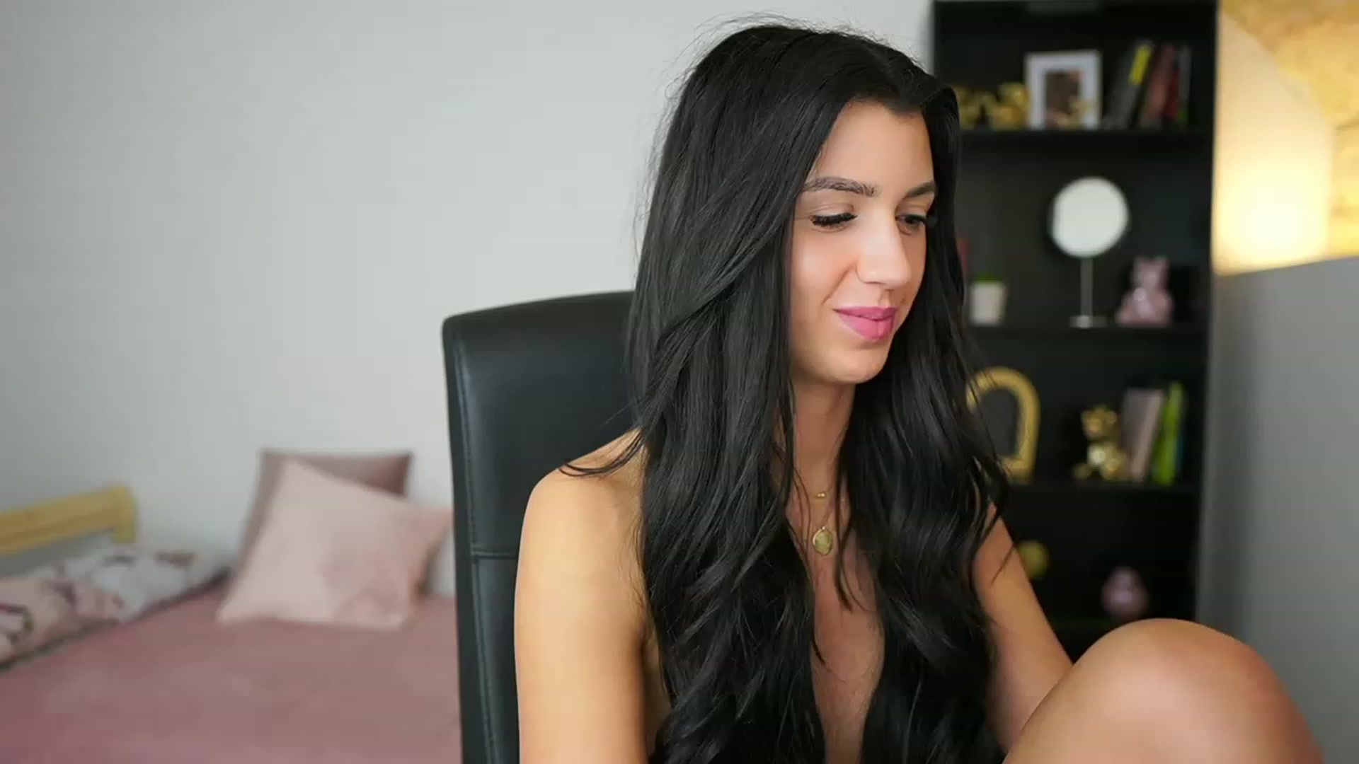 Gallery image thumbnail from Julia_Roca's myfreecams stream on, 02/10/2024, 18:44 image 1 of 20