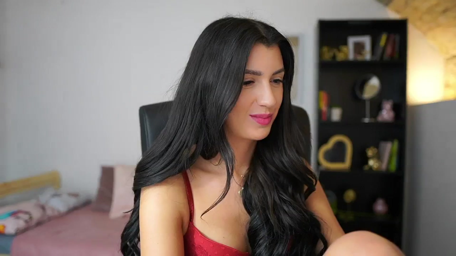 Gallery image thumbnail from Julia_Roca's myfreecams stream on, 02/21/2024, 15:58 image 3 of 20
