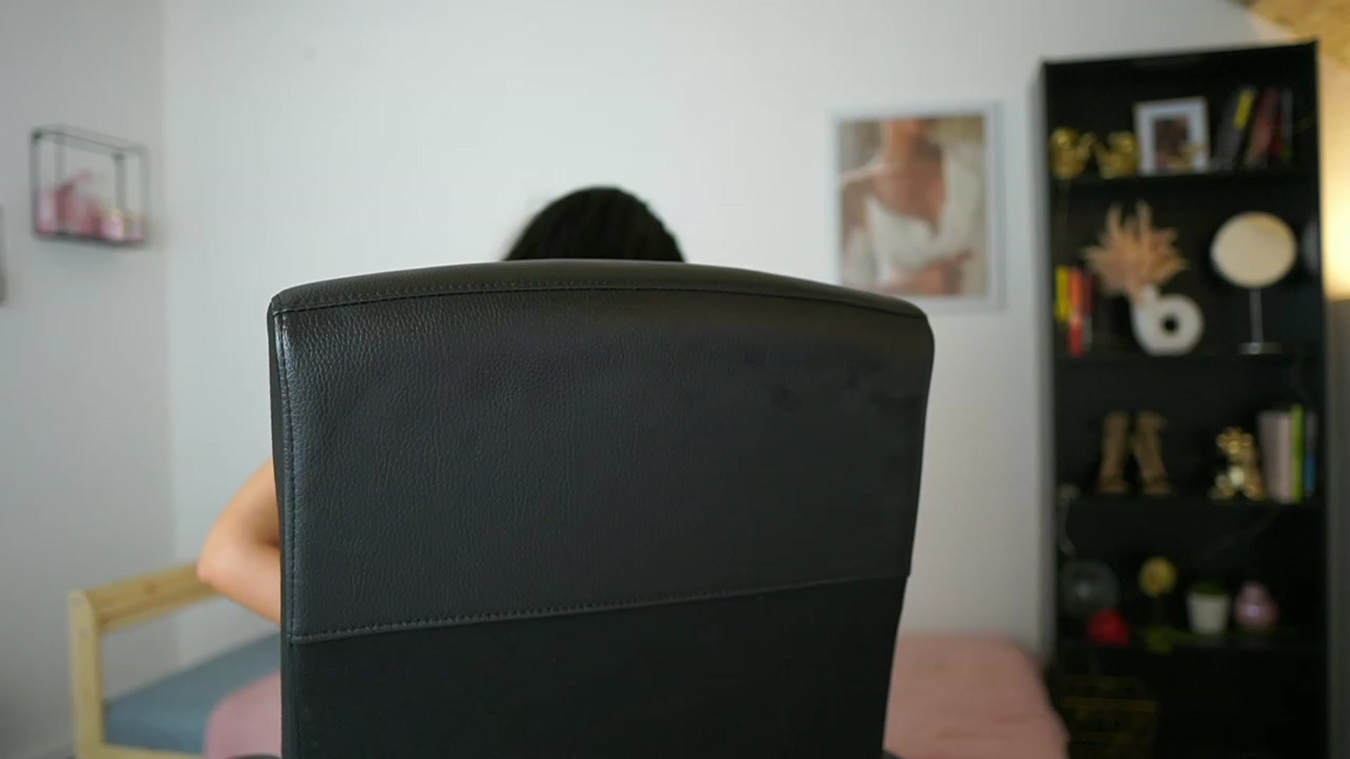 Gallery image thumbnail from Julia_Roca's myfreecams stream on, 03/09/2024, 14:21 image 2 of 20
