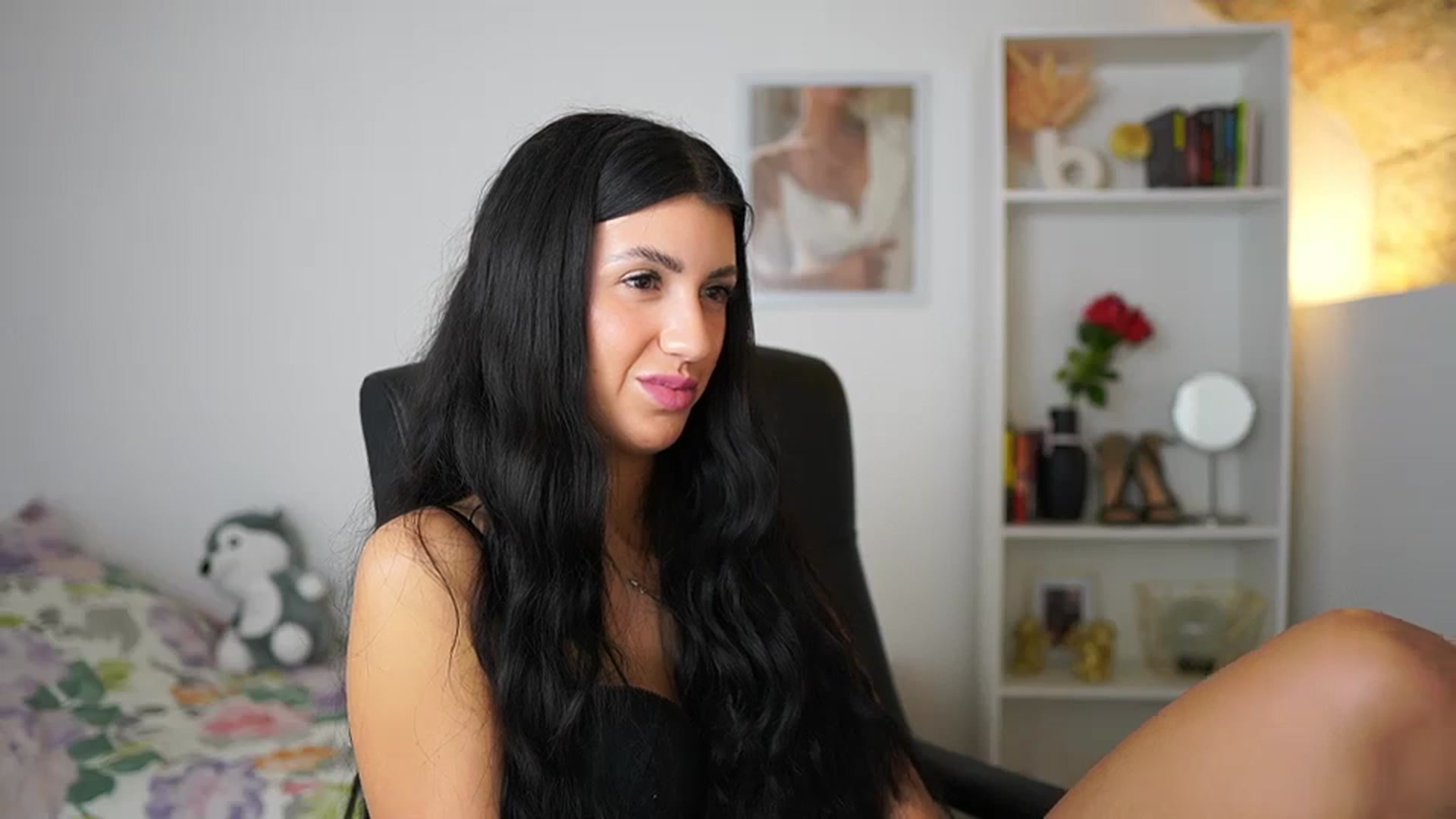 Gallery image thumbnail from Julia_Roca's myfreecams stream on, 03/29/2024, 14:59 image 15 of 20