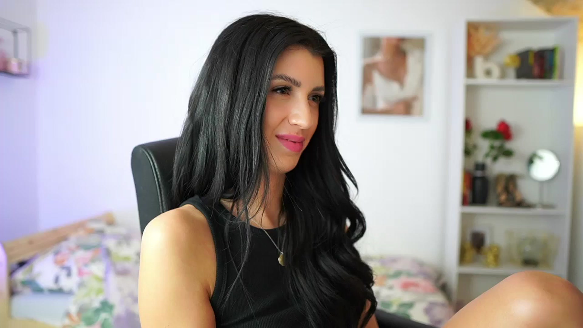 Gallery image thumbnail from Julia_Roca's myfreecams stream on, 04/05/2024, 15:49 image 19 of 20