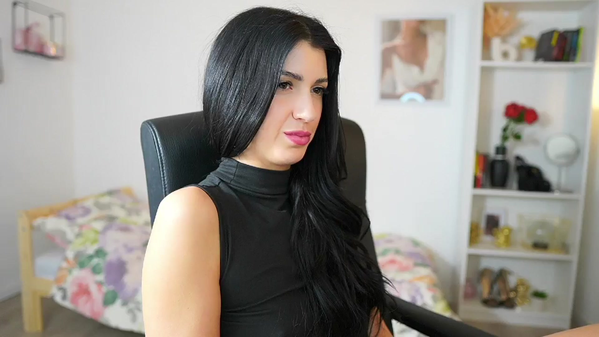 Gallery image thumbnail from Julia_Roca's myfreecams stream on, 05/14/2024, 14:07 image 2 of 20
