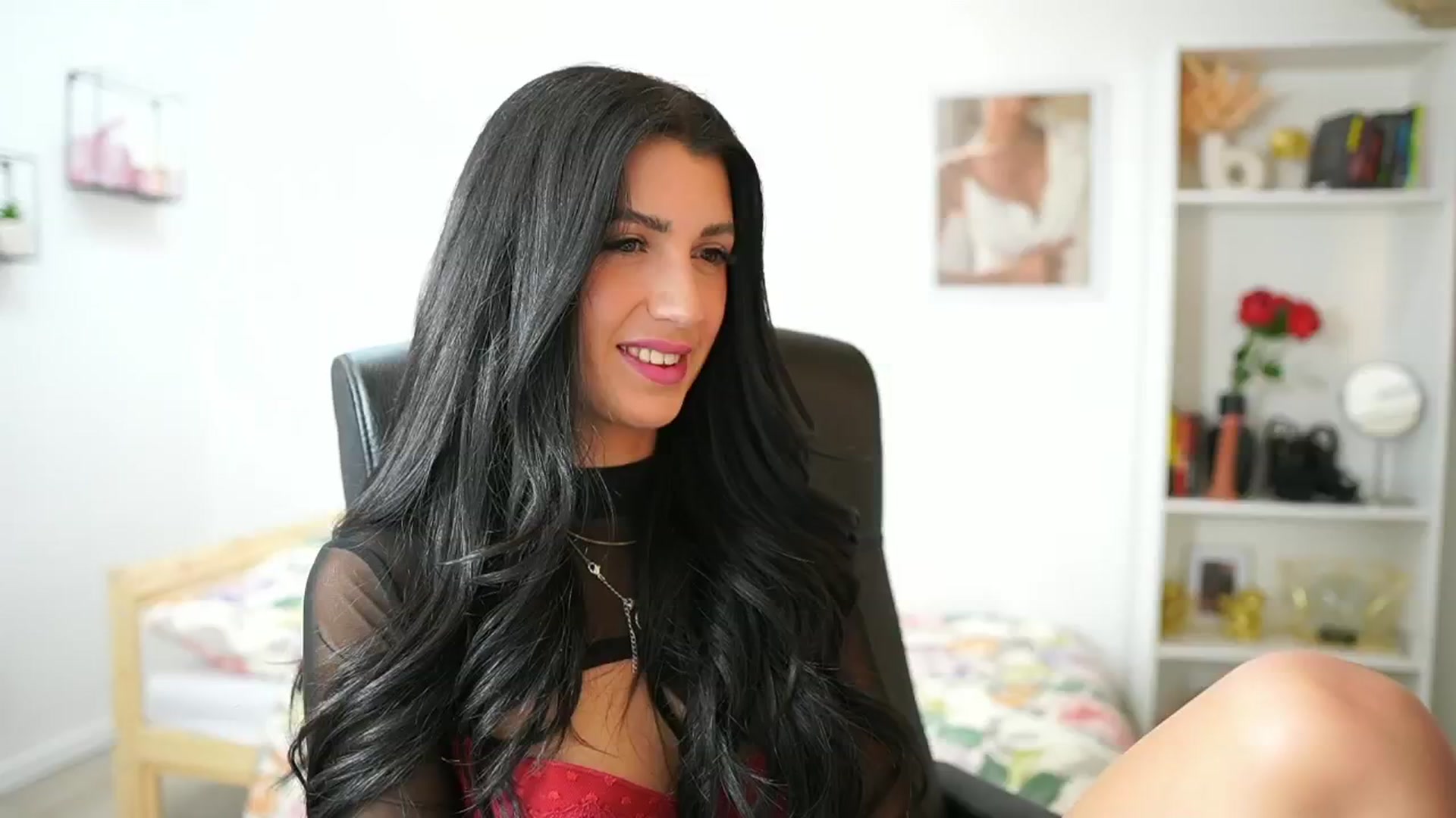 Gallery image thumbnail from Julia_Roca's myfreecams stream on, 05/17/2024, 14:23 image 19 of 20
