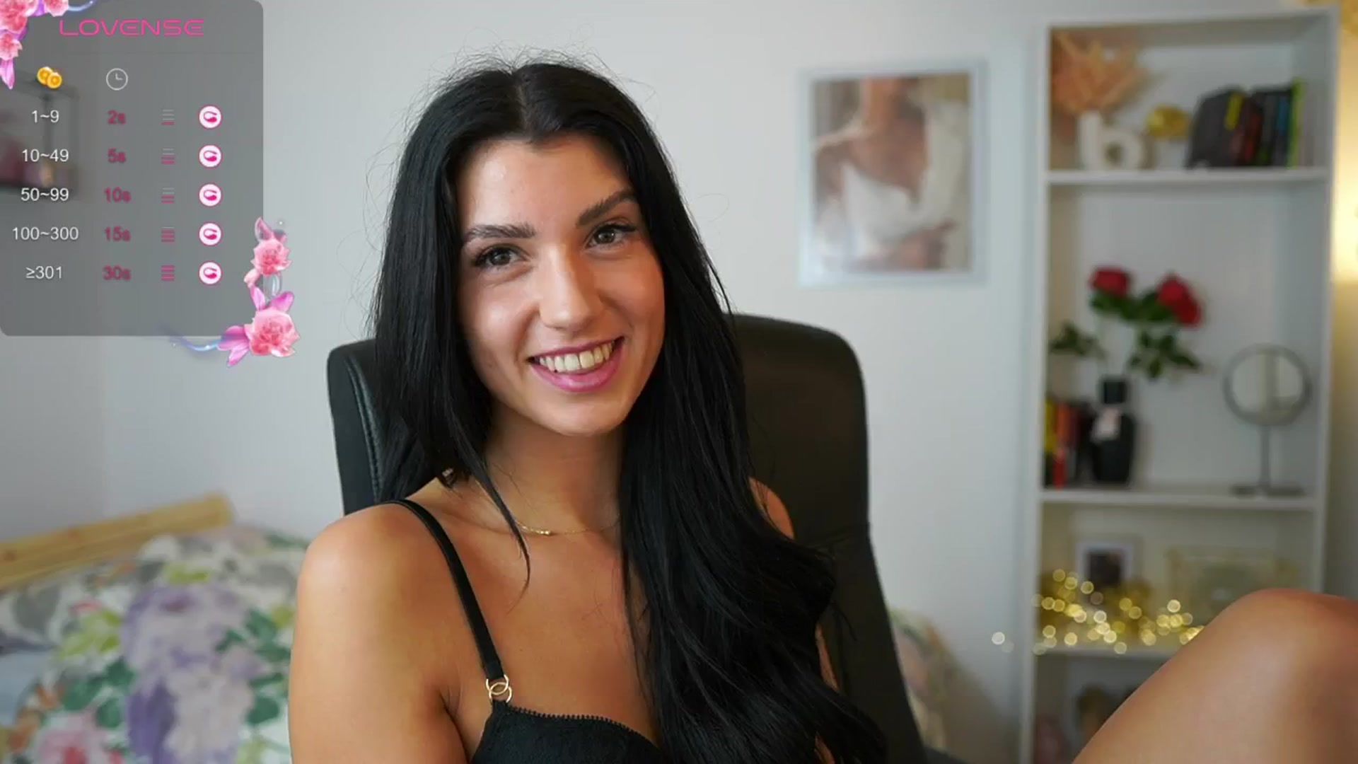 Gallery image thumbnail from Julia_Roca's myfreecams stream on, 05/18/2024, 13:21 image 10 of 20