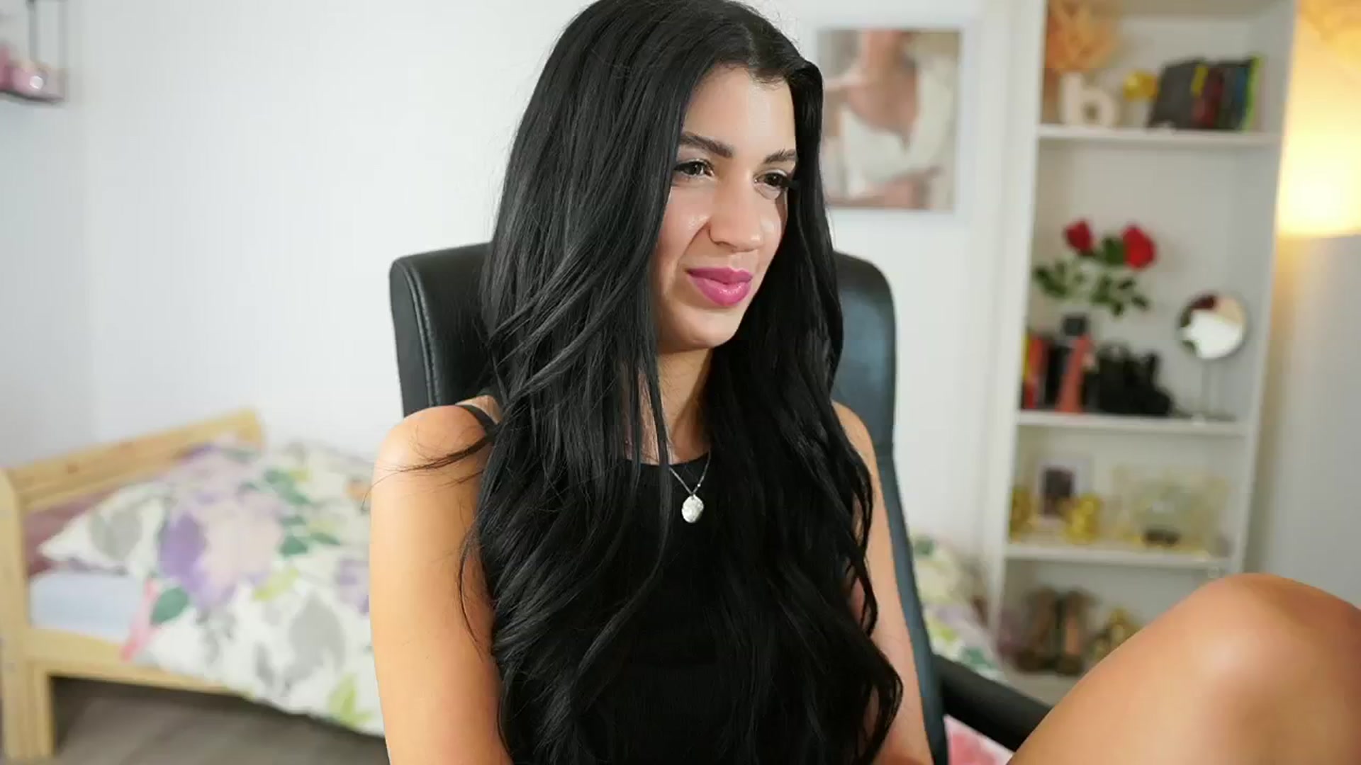 Gallery image thumbnail from Julia_Roca's myfreecams stream on, 05/28/2024, 19:51 image 11 of 20