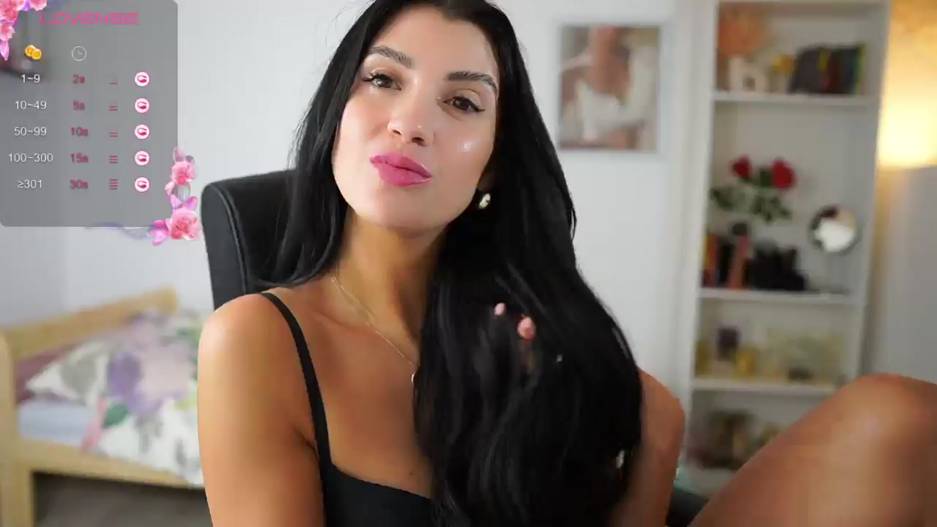 Gallery image thumbnail from Julia_Roca's myfreecams stream on, 05/28/2024, 21:59 image 3 of 20