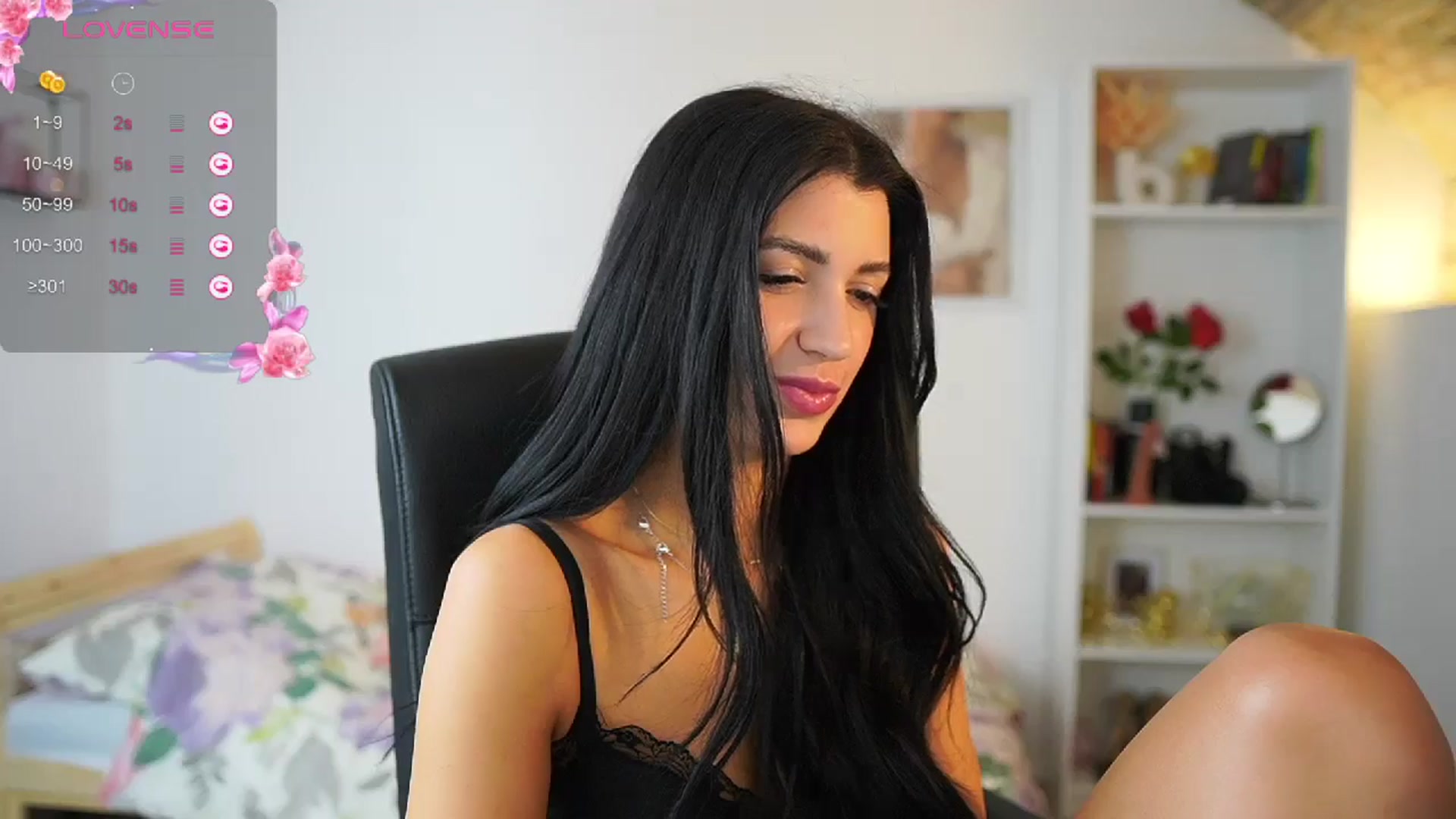 Gallery image thumbnail from Julia_Roca's myfreecams stream on, 05/29/2024, 14:09 image 4 of 20