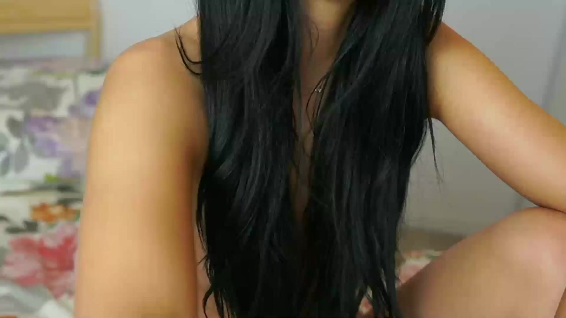 Gallery image thumbnail from Julia_Roca's myfreecams stream on, 05/31/2024, 16:00 image 3 of 20