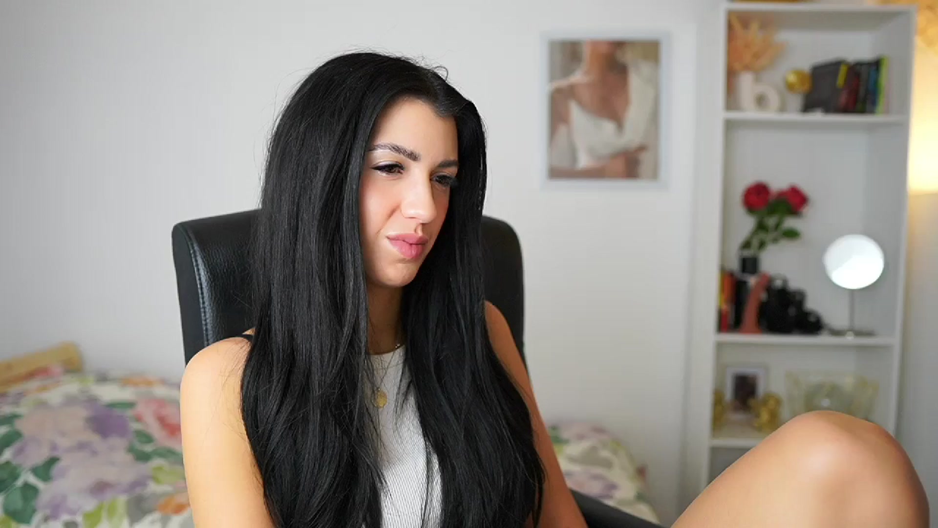 Gallery image thumbnail from Julia_Roca's myfreecams stream on, 06/01/2024, 08:56 image 1 of 20