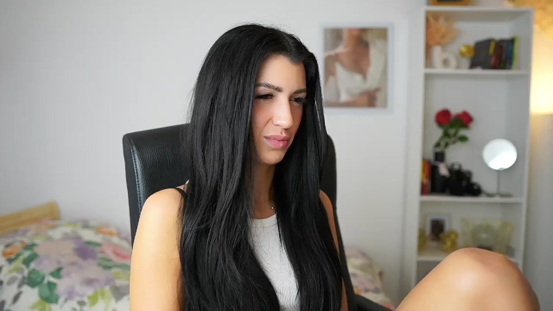 Gallery image thumbnail from Julia_Roca's myfreecams stream on, 06/01/2024, 10:16 image 1 of 20