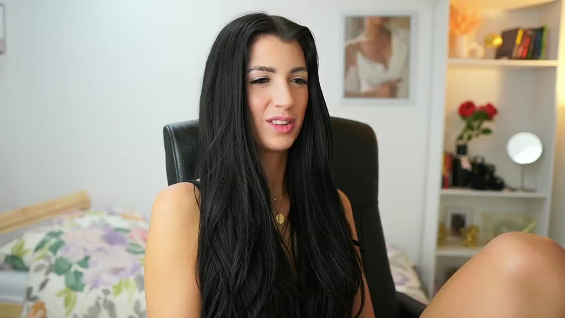 Gallery image thumbnail from Julia_Roca's myfreecams stream on, 06/02/2024, 11:13 image 7 of 20