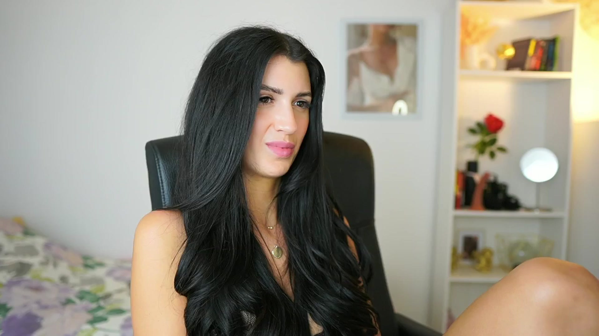 Gallery image thumbnail from Julia_Roca's myfreecams stream on, 06/09/2024, 16:26 image 5 of 20