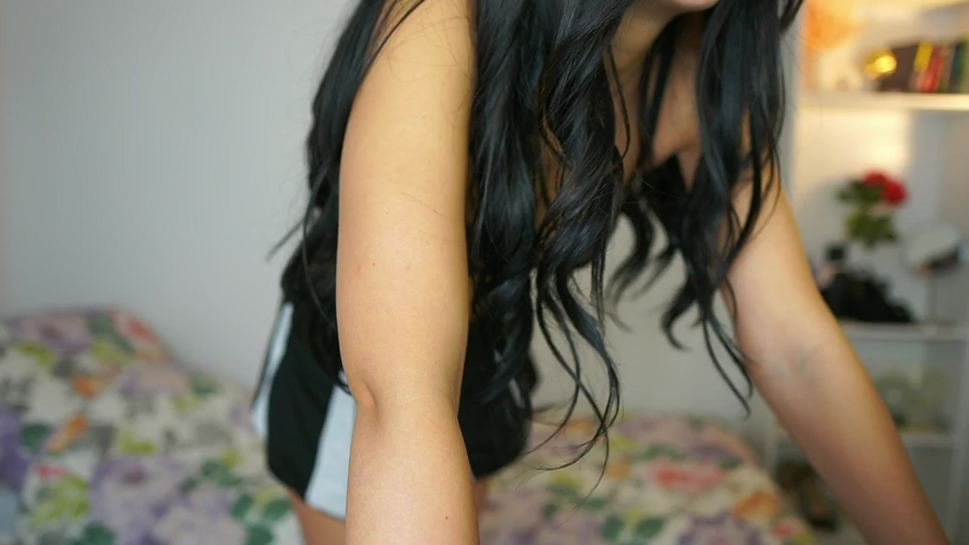 Gallery image thumbnail from Julia_Roca's myfreecams stream on, 06/12/2024, 15:18 image 4 of 20