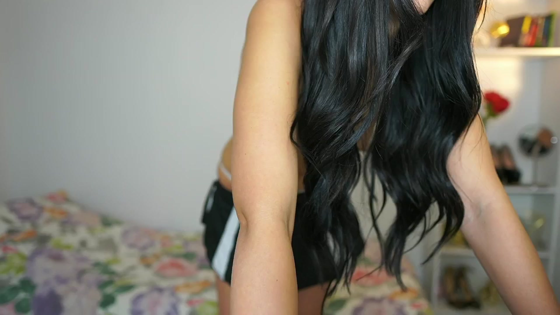 Gallery image thumbnail from Julia_Roca's myfreecams stream on, 06/21/2024, 15:38 image 17 of 20