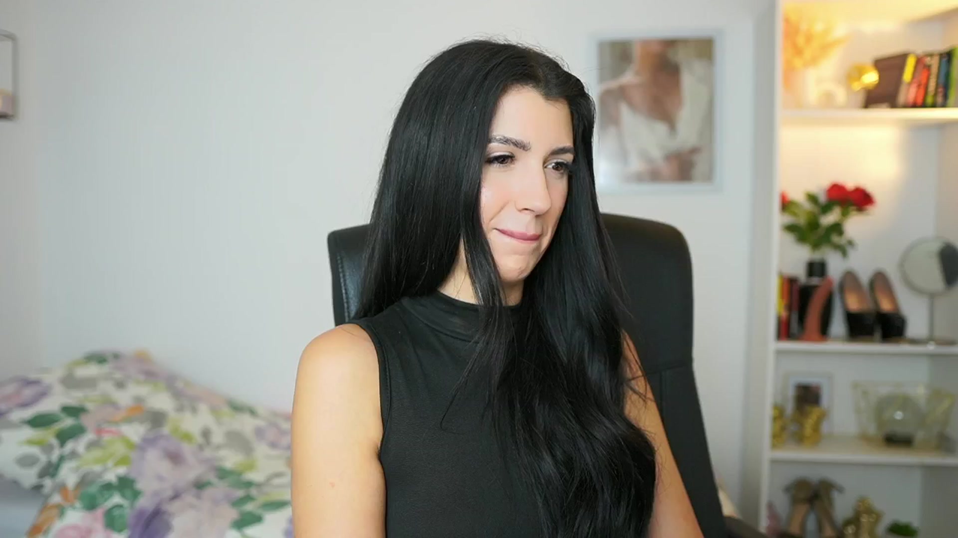 Gallery image thumbnail from Julia_Roca's myfreecams stream on, 06/22/2024, 10:27 image 3 of 20