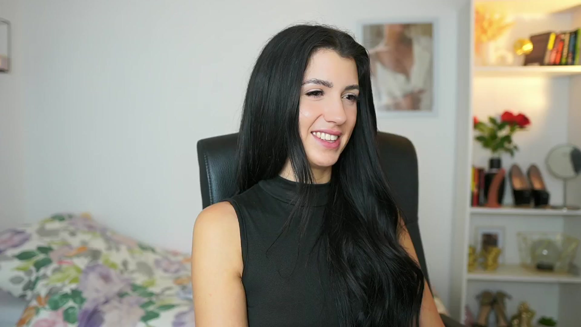 Gallery image thumbnail from Julia_Roca's myfreecams stream on, 06/22/2024, 10:27 image 2 of 20