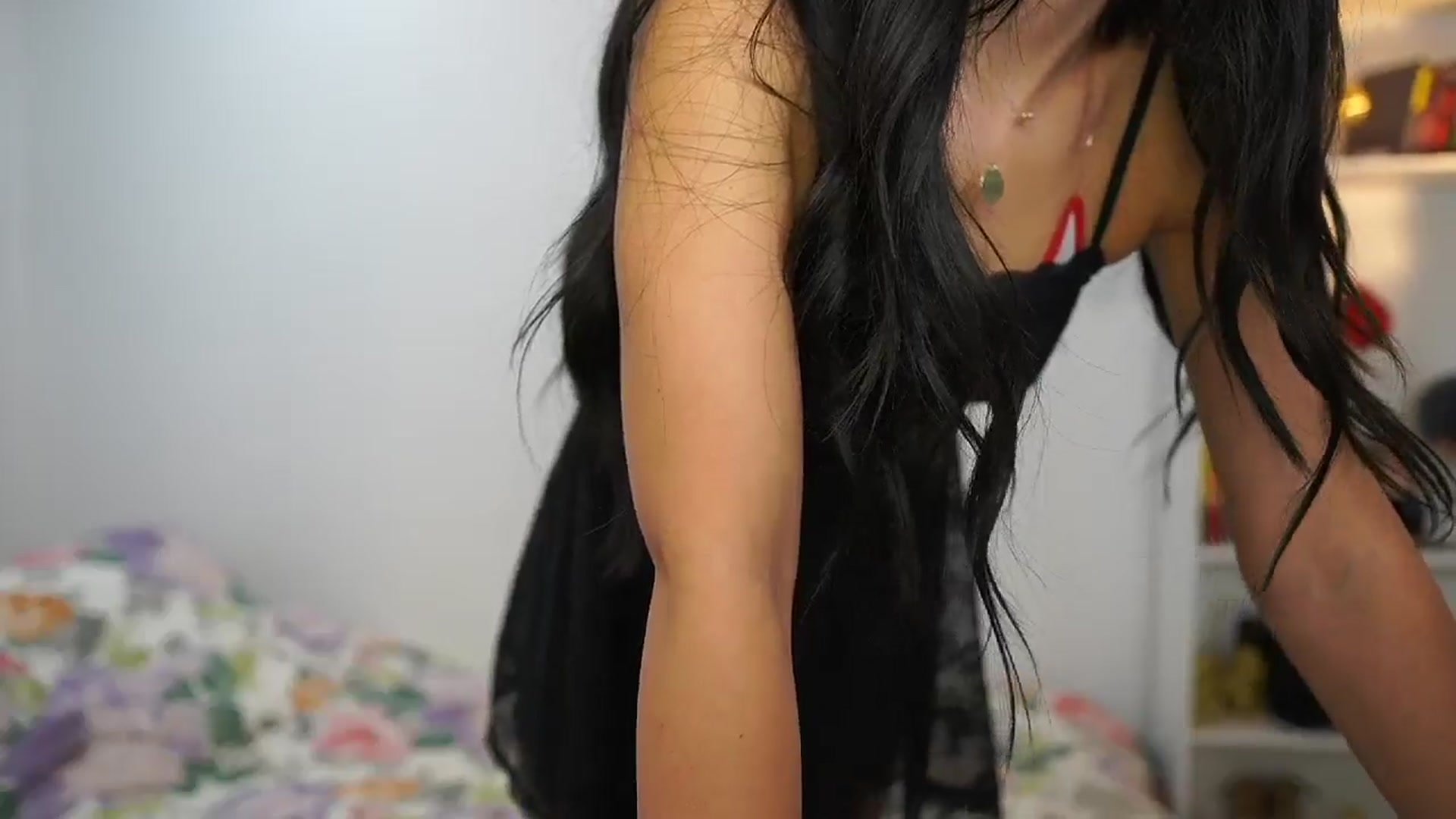 Gallery image thumbnail from Julia_Roca's myfreecams stream on, 06/25/2024, 14:44 image 8 of 20