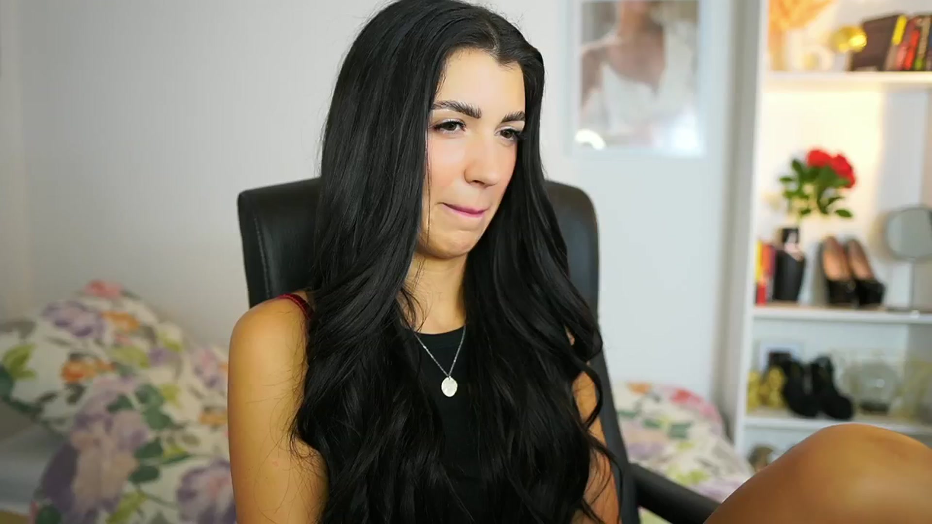 Gallery image thumbnail from Julia_Roca's myfreecams stream on, 06/29/2024, 09:17 image 2 of 20