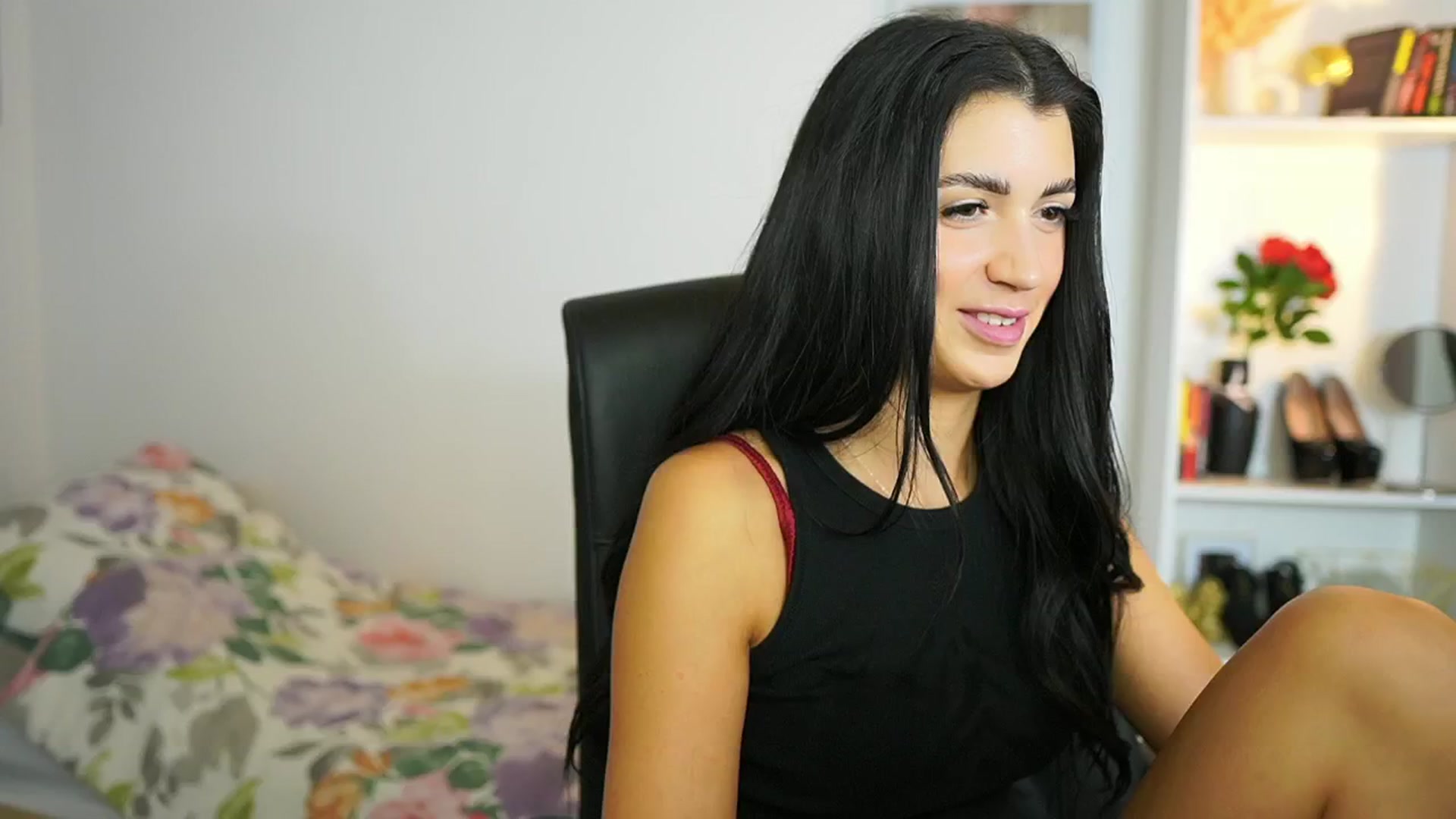 Gallery image thumbnail from Julia_Roca's myfreecams stream on, 06/29/2024, 12:55 image 1 of 20