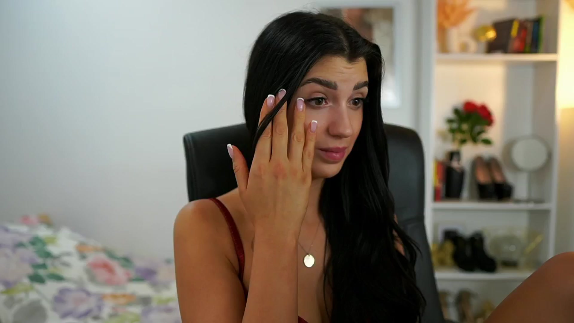 Gallery image thumbnail from Julia_Roca's myfreecams stream on, 06/29/2024, 15:55 image 15 of 20