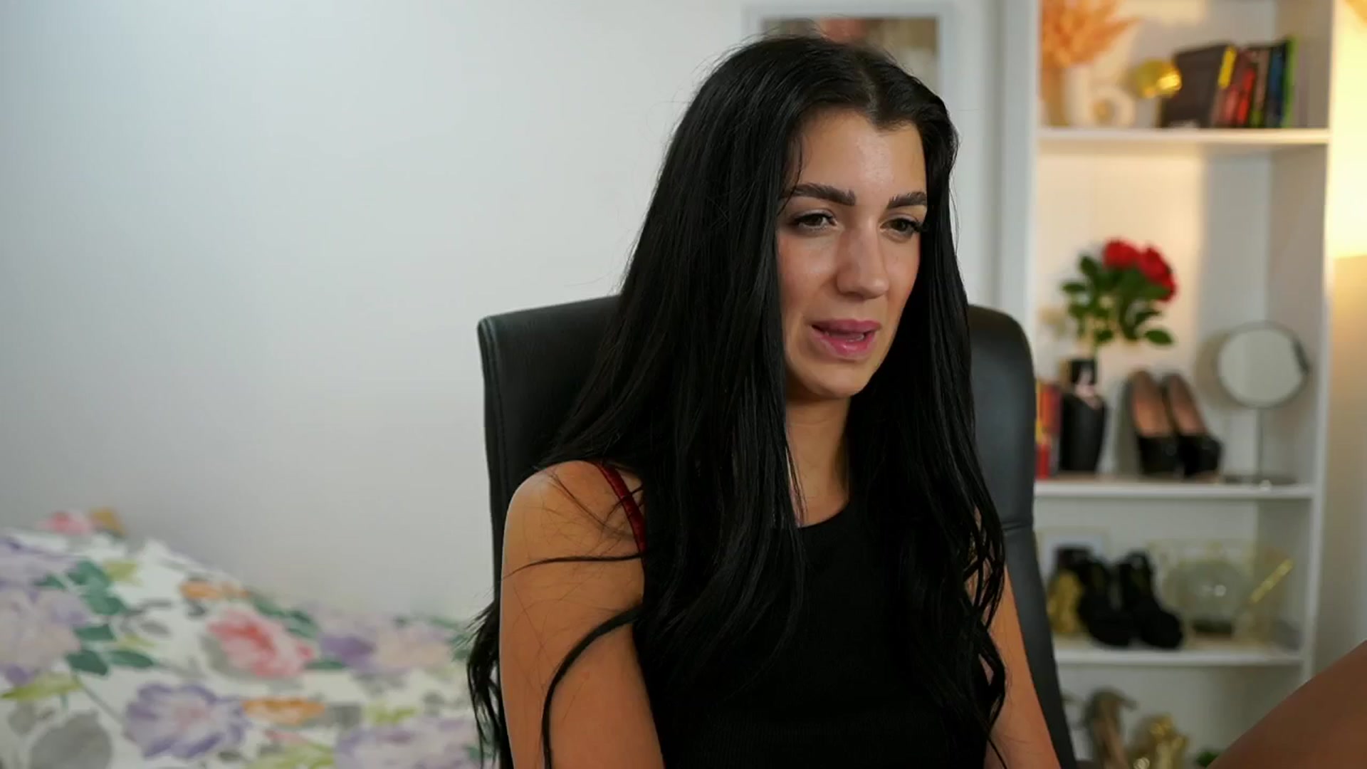 Gallery image thumbnail from Julia_Roca's myfreecams stream on, 06/29/2024, 15:55 image 3 of 20