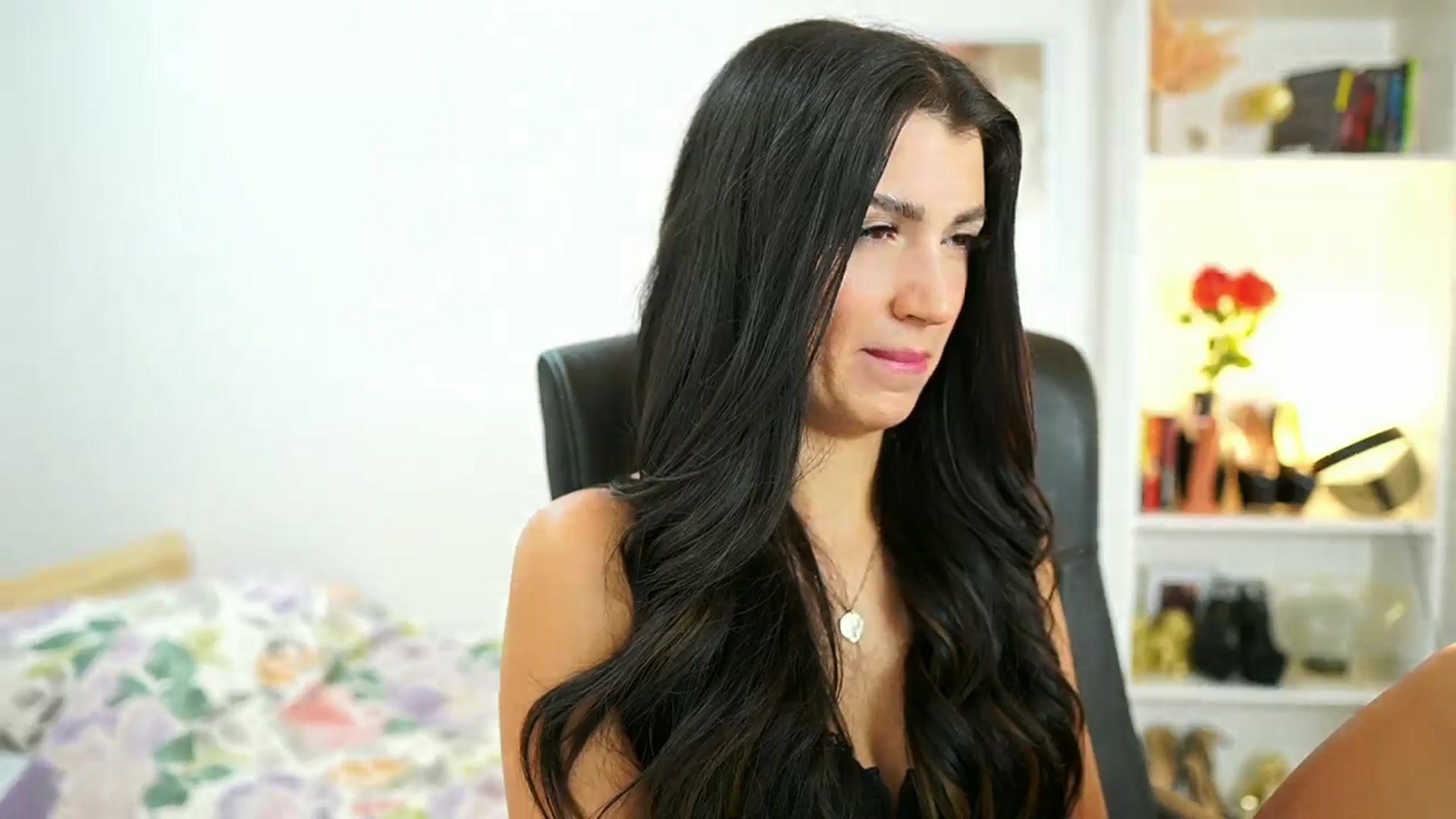 Gallery image thumbnail from Julia_Roca's myfreecams stream on, 07/12/2024, 13:20 image 12 of 20