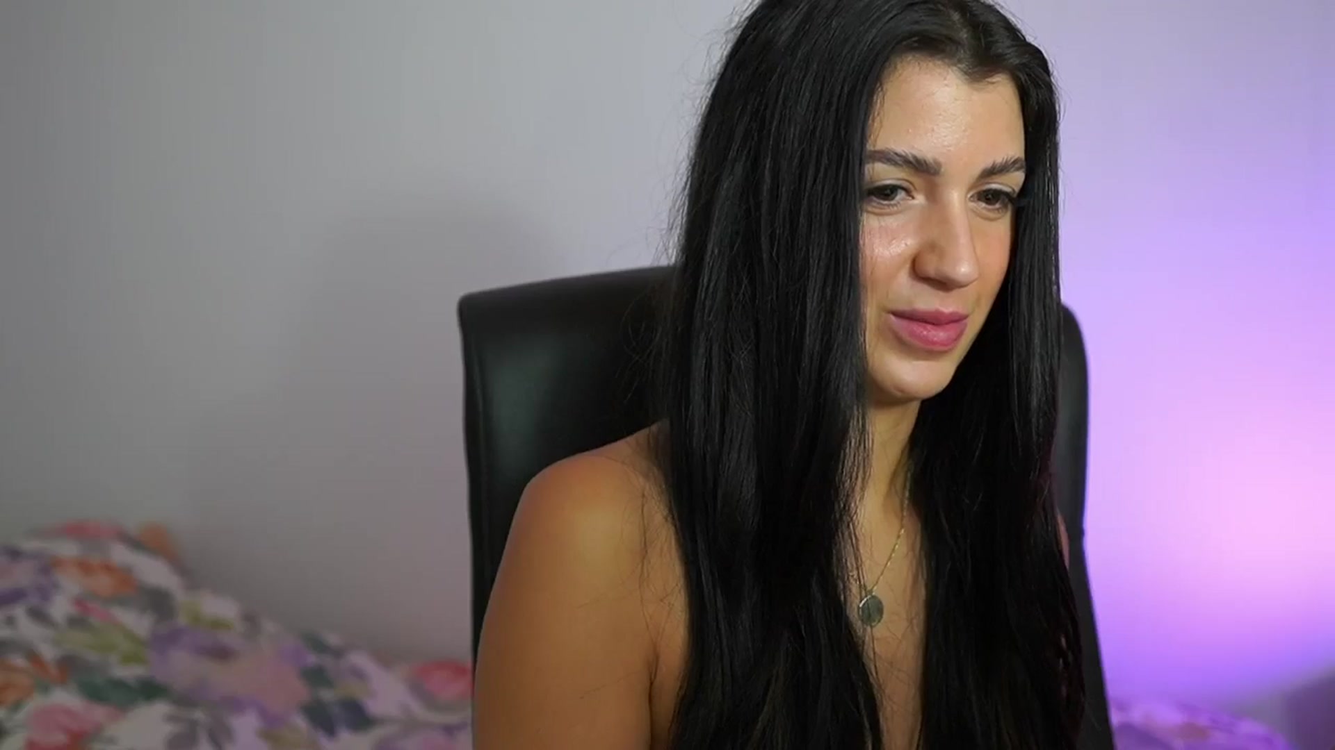Gallery image thumbnail from Julia_Roca's myfreecams stream on, 07/14/2024, 09:40 image 20 of 20