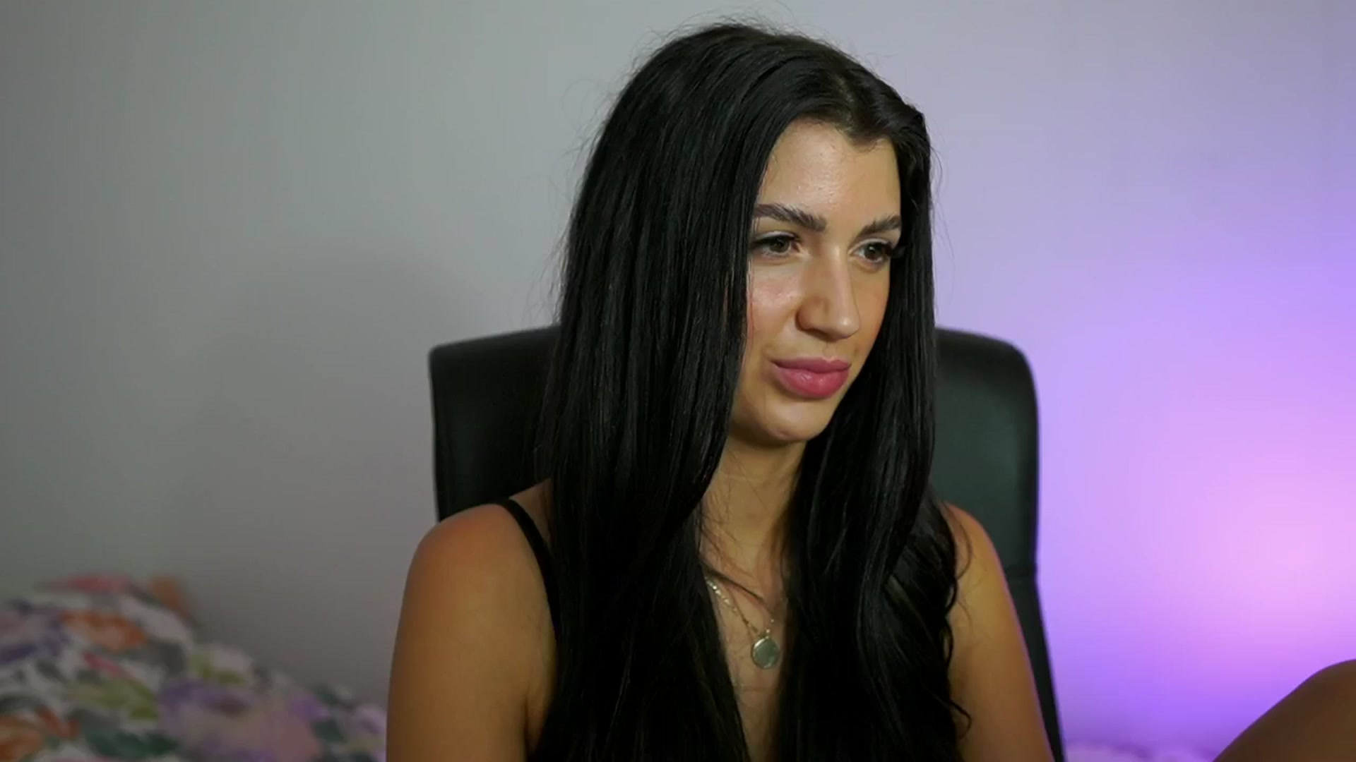 Gallery image thumbnail from Julia_Roca's myfreecams stream on, 07/14/2024, 11:06 image 1 of 20