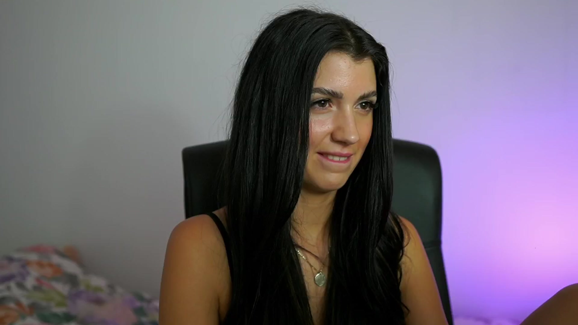 Gallery image thumbnail from Julia_Roca's myfreecams stream on, 07/14/2024, 11:06 image 2 of 20