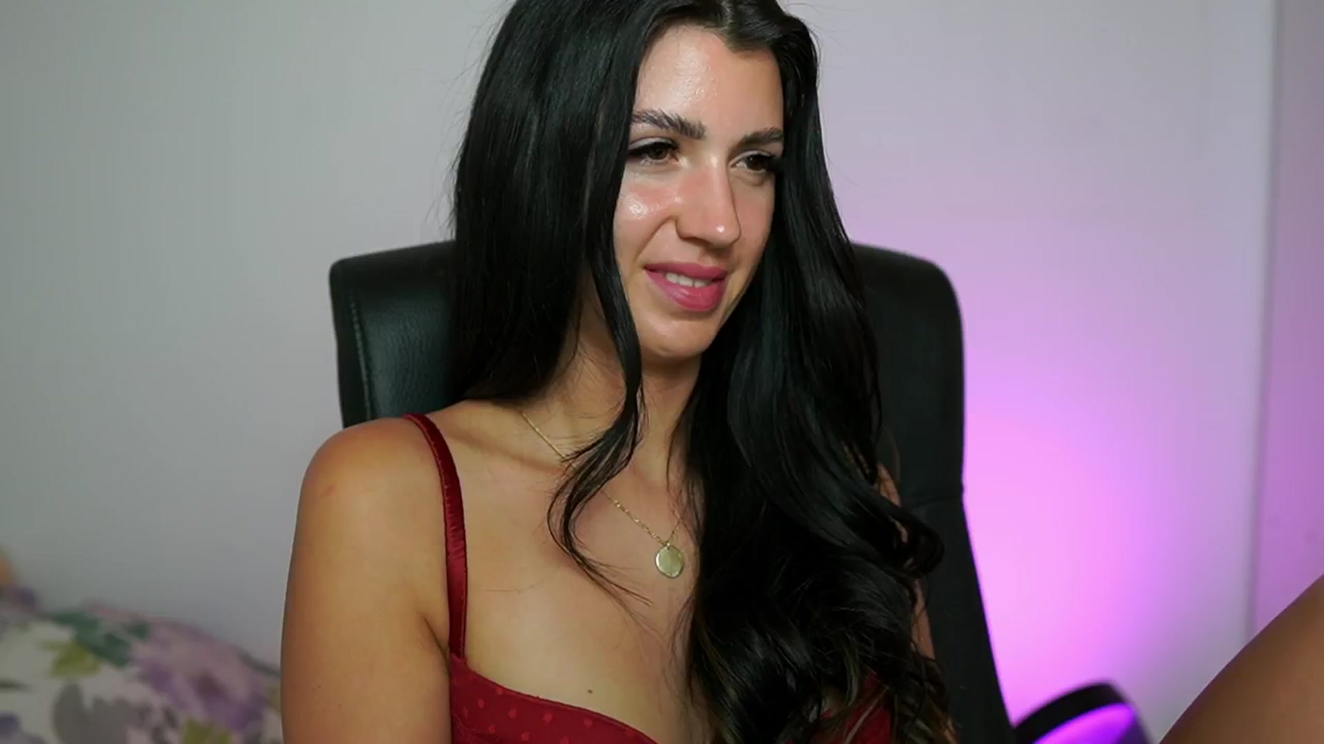 Gallery image thumbnail from Julia_Roca's myfreecams stream on, 07/19/2024, 14:25 image 18 of 20
