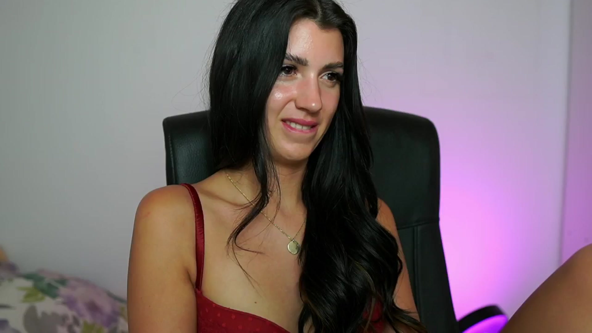 Gallery image thumbnail from Julia_Roca's myfreecams stream on, 07/19/2024, 14:25 image 13 of 20