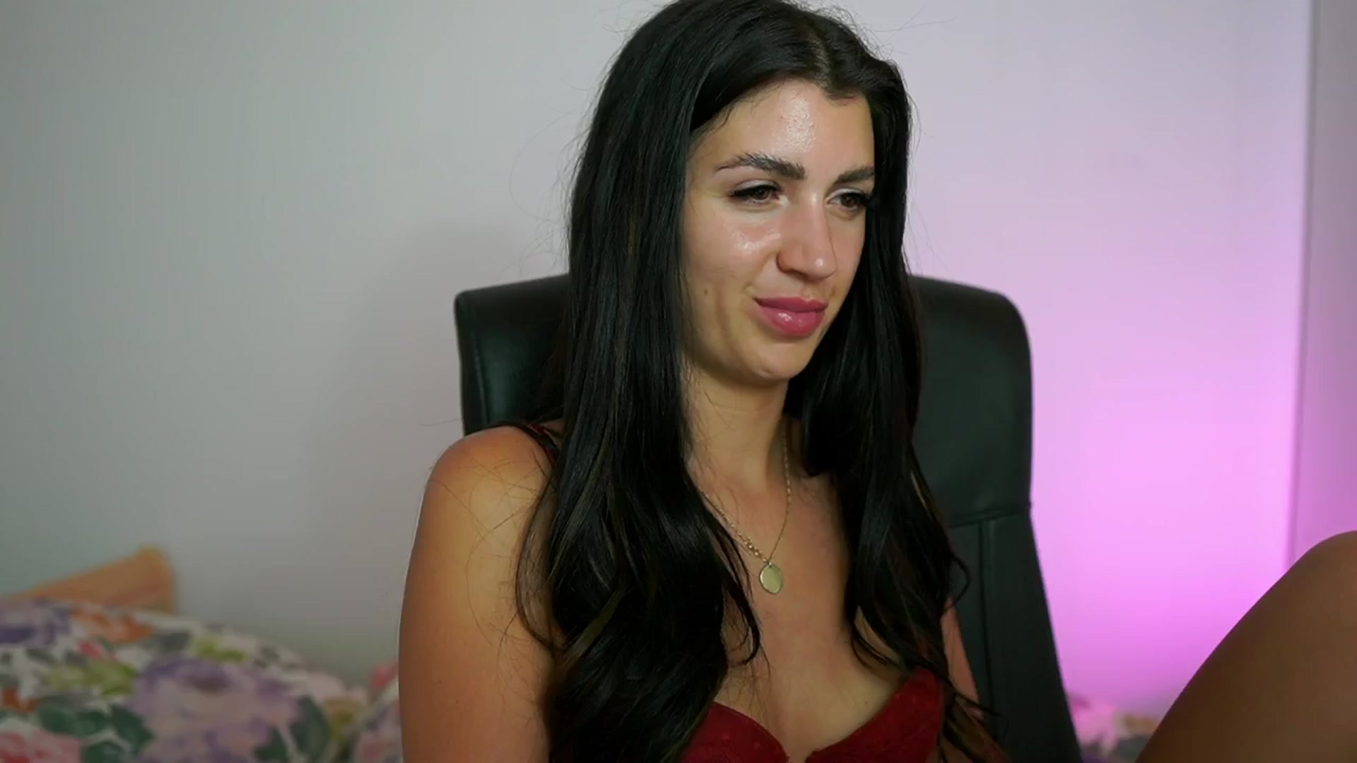 Gallery image thumbnail from Julia_Roca's myfreecams stream on, 07/20/2024, 18:12 image 9 of 20