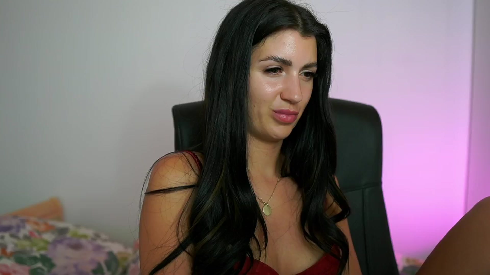 Gallery image thumbnail from Julia_Roca's myfreecams stream on, 07/20/2024, 18:12 image 13 of 20