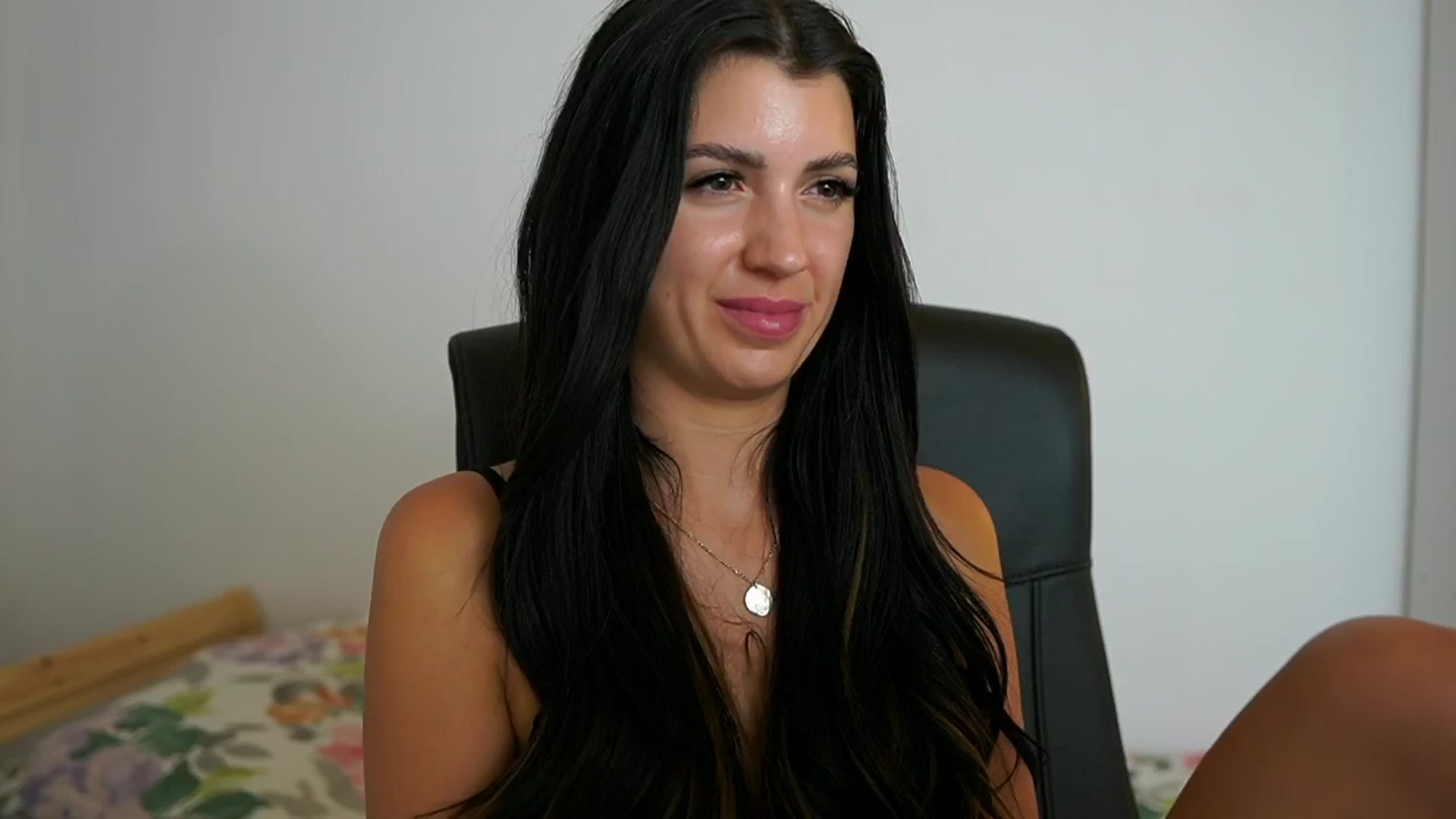Gallery image thumbnail from Julia_Roca's myfreecams stream on, 07/24/2024, 18:15 image 13 of 20