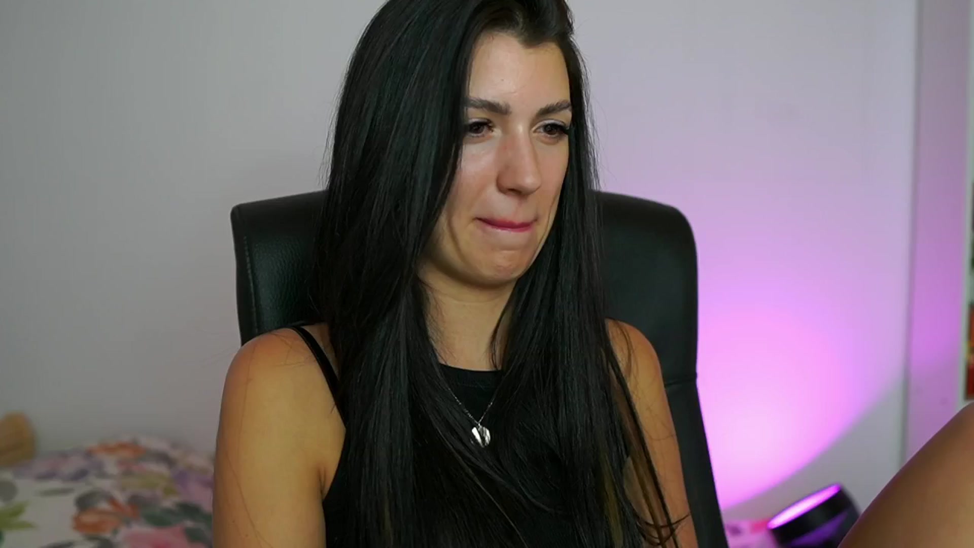 Gallery image thumbnail from Julia_Roca's myfreecams stream on, 07/25/2024, 13:50 image 5 of 20