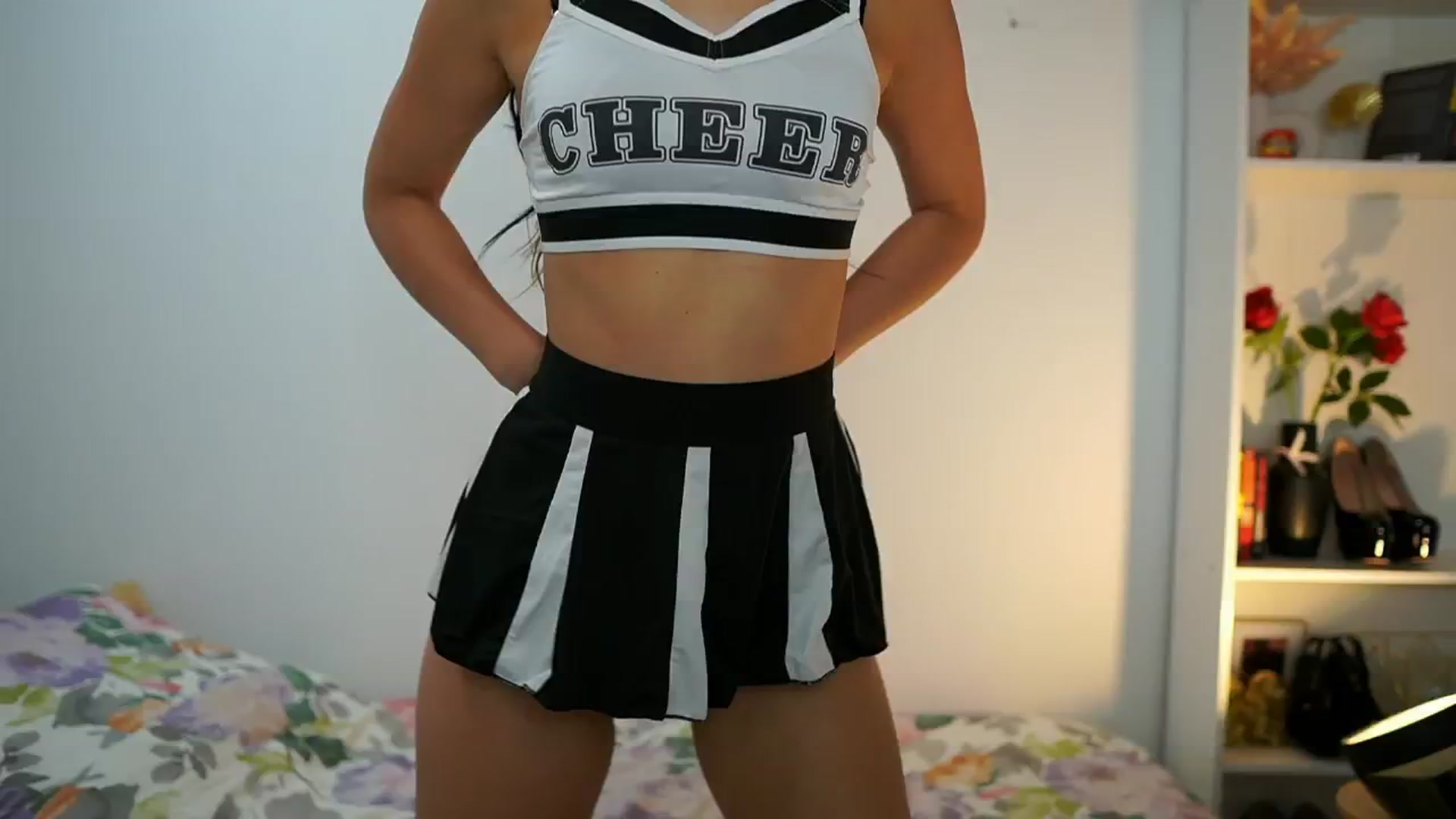 Gallery image thumbnail from Julia_Roca's myfreecams stream on, 07/27/2024, 14:27 image 4 of 20