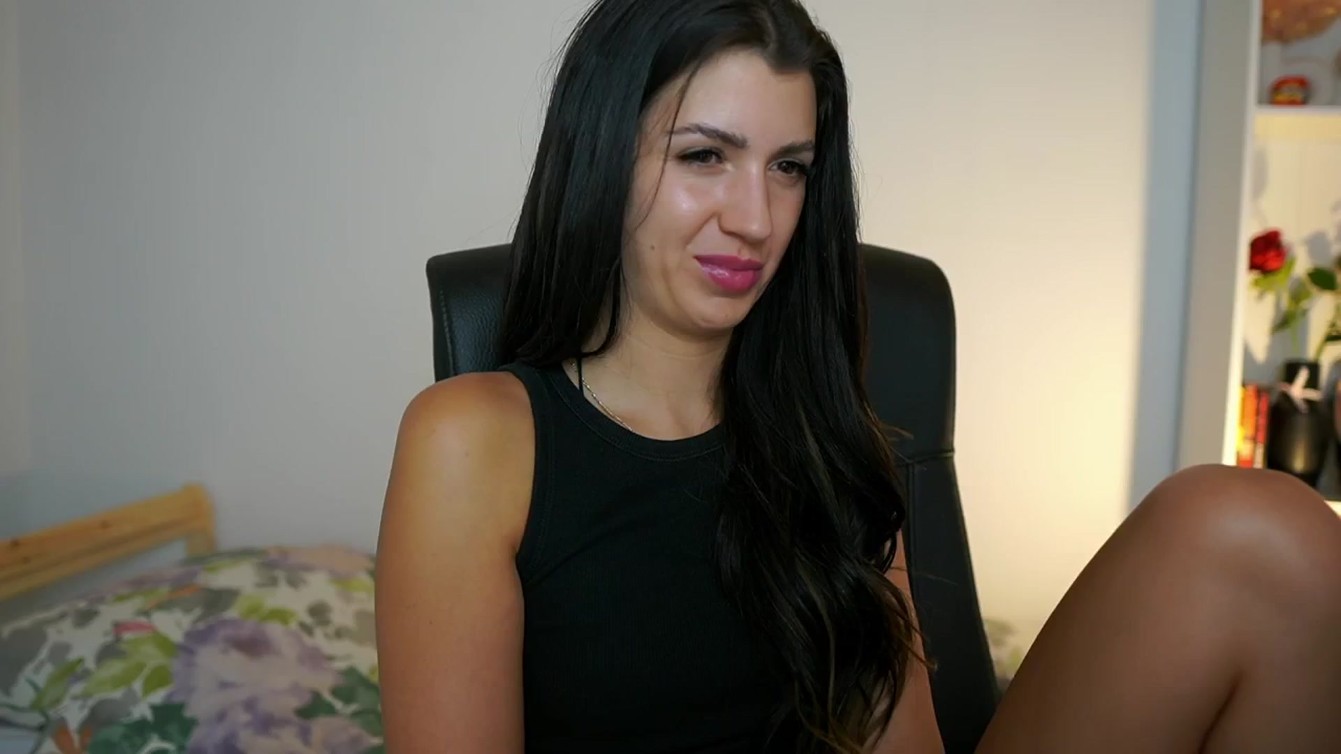 Gallery image thumbnail from Julia_Roca's myfreecams stream on, 07/28/2024, 15:31 image 2 of 20