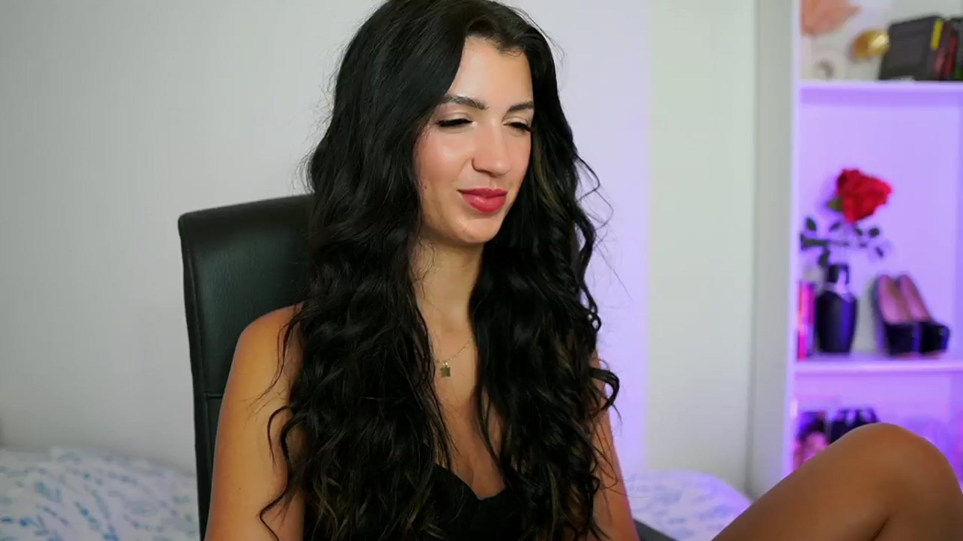 Gallery image thumbnail from Julia_Roca's myfreecams stream on, 08/14/2024, 15:11 image 2 of 20