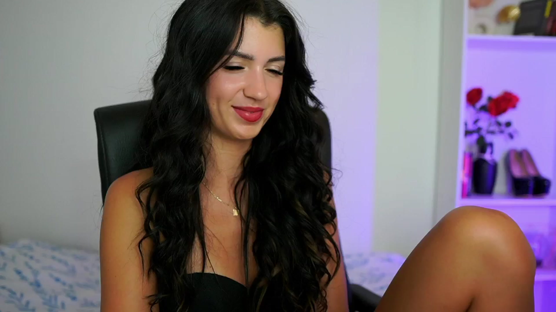 Gallery image thumbnail from Julia_Roca's myfreecams stream on, 08/14/2024, 17:45 image 2 of 20