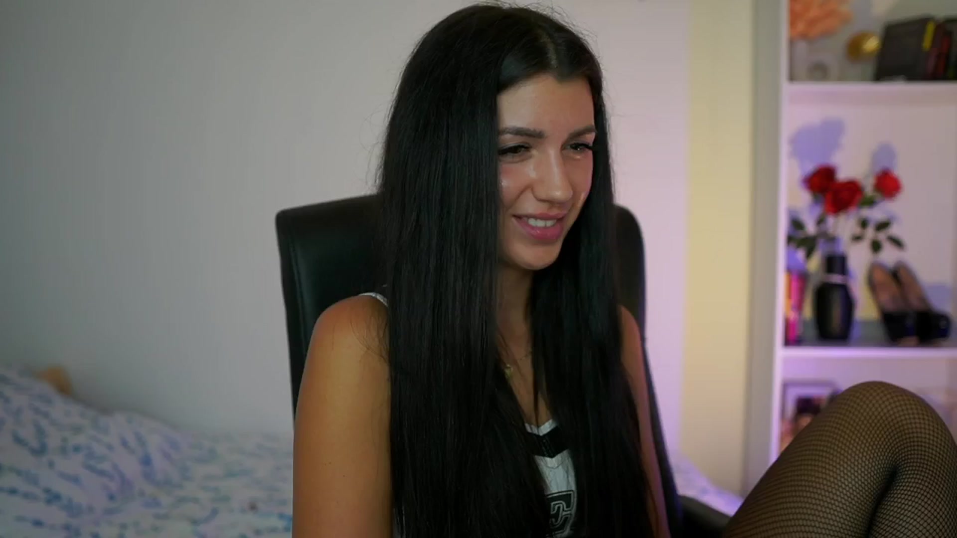 Gallery image thumbnail from Julia_Roca's myfreecams stream on, 08/27/2024, 14:41 image 6 of 20