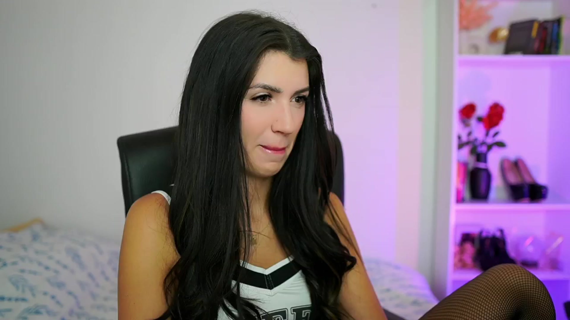 Gallery image thumbnail from Julia_Roca's myfreecams stream on, 08/31/2024, 15:40 image 1 of 20