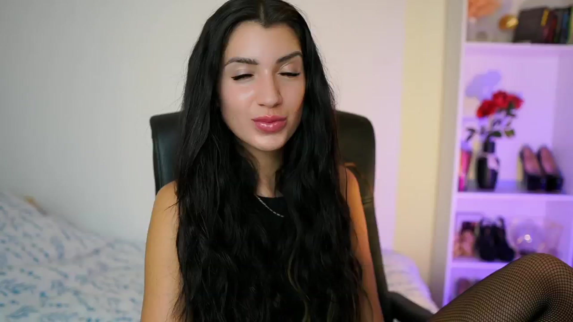 Gallery image thumbnail from Julia_Roca's myfreecams stream on, 09/05/2024, 13:32 image 2 of 20