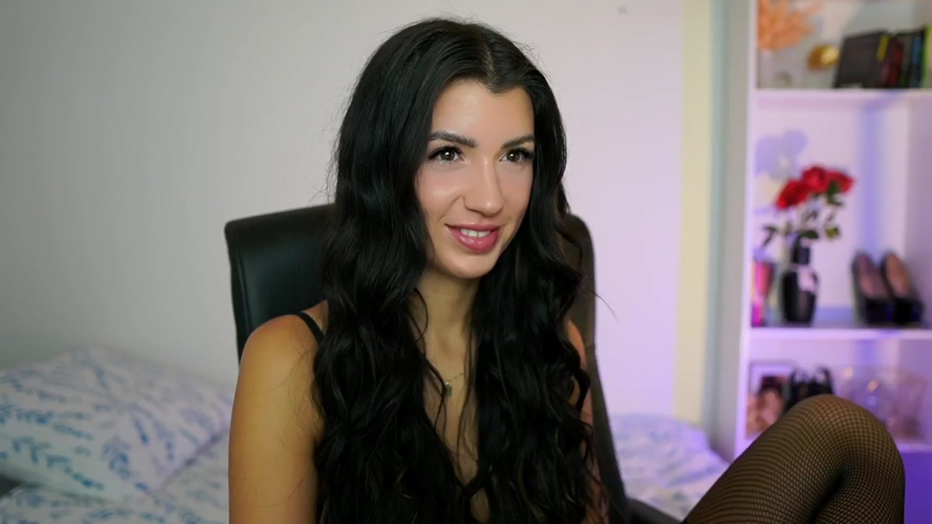 Gallery image thumbnail from Julia_Roca's myfreecams stream on, 09/07/2024, 09:02 image 2 of 20